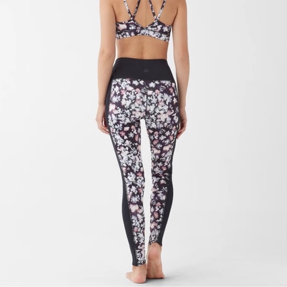 Splendid Studio Yoga Leggings - Picture 4 of 6